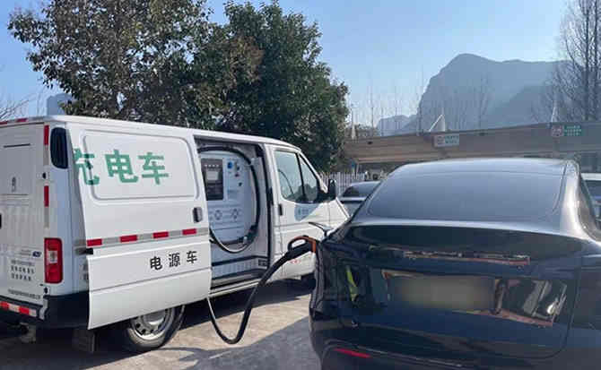 嘉定区汽车搭电