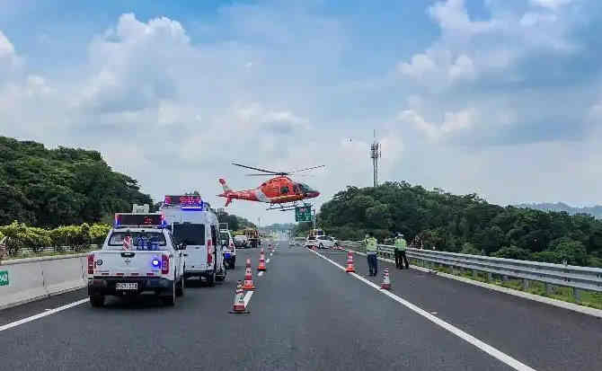 嘉定区高速公路汽车救援案例