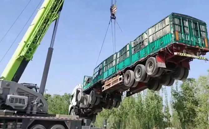 嘉定区道路脱困救援案例